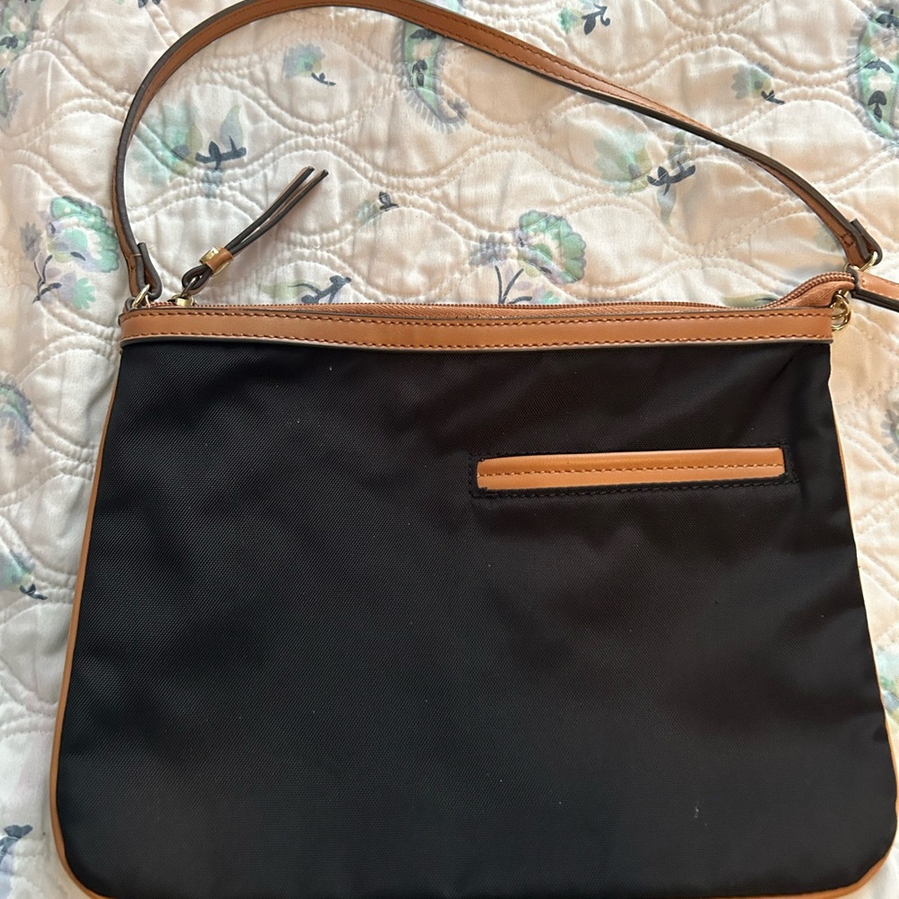 Elegant Black and Tan Women's Bag